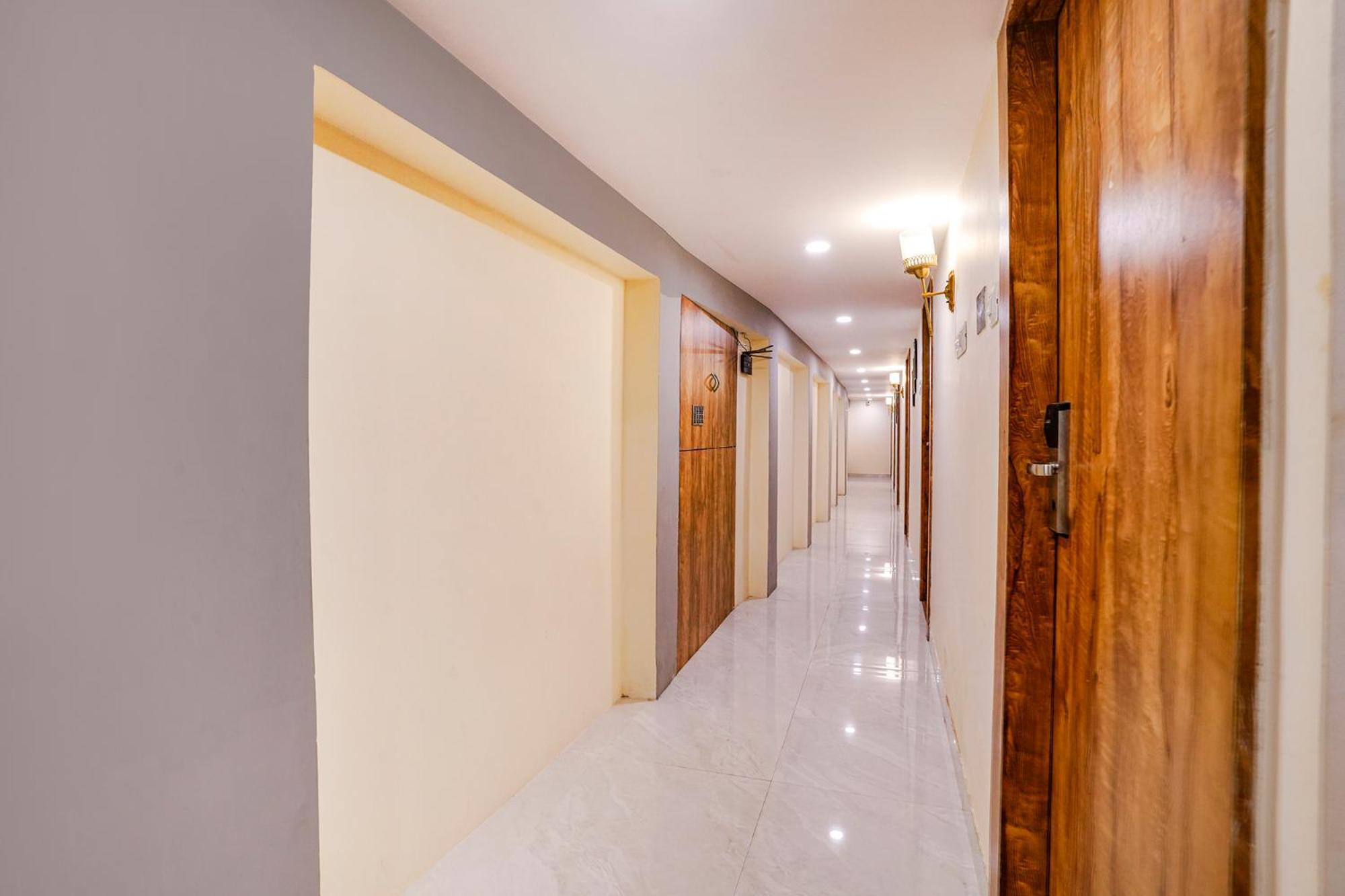 Fabhotel Grand Prime Nr Nesco Hotel Mumbai Kültér fotó