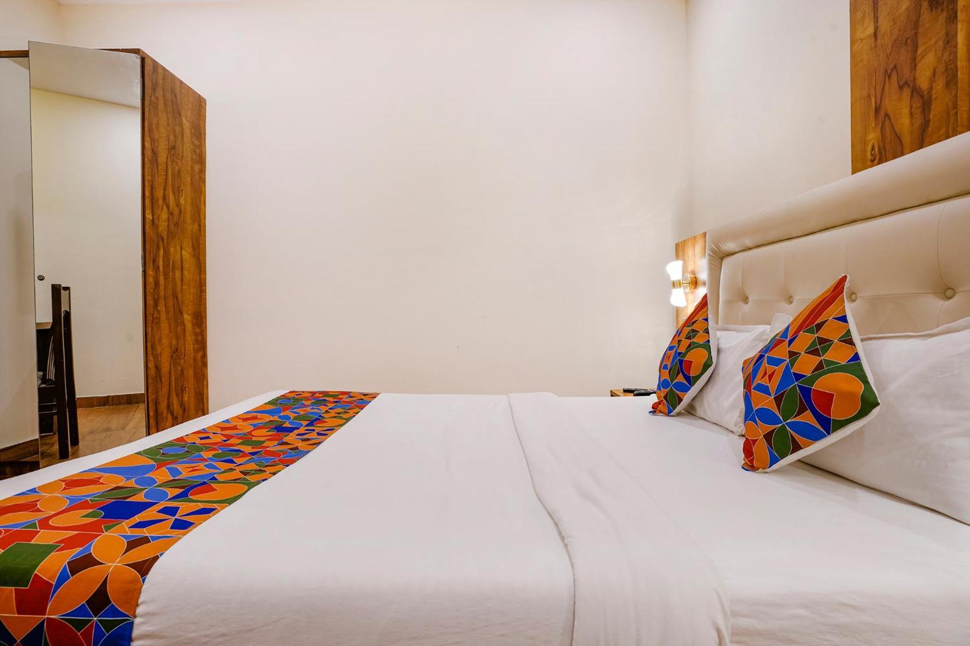 Fabhotel Grand Prime Nr Nesco Hotel Mumbai Kültér fotó